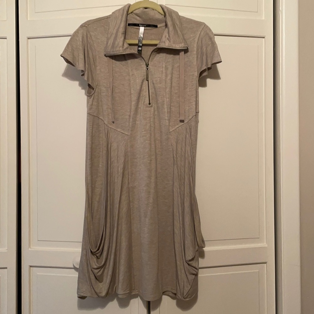 Kensie short sleeve dress with large drop pockets
